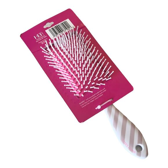 NEW Pink BARBIE BRUSH Hair Comb Styling Paddle Brush Retro Barbie Head NIP! - Picture 3 of 6